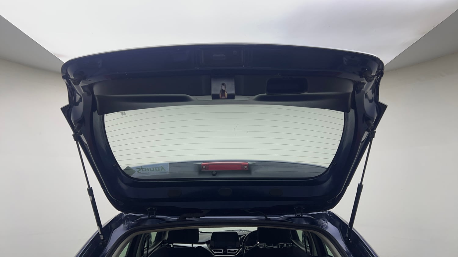 Used 2022 Maruti Suzuki Baleno Alpha AGS Petrol Automatic interior DICKY DOOR OPEN VIEW