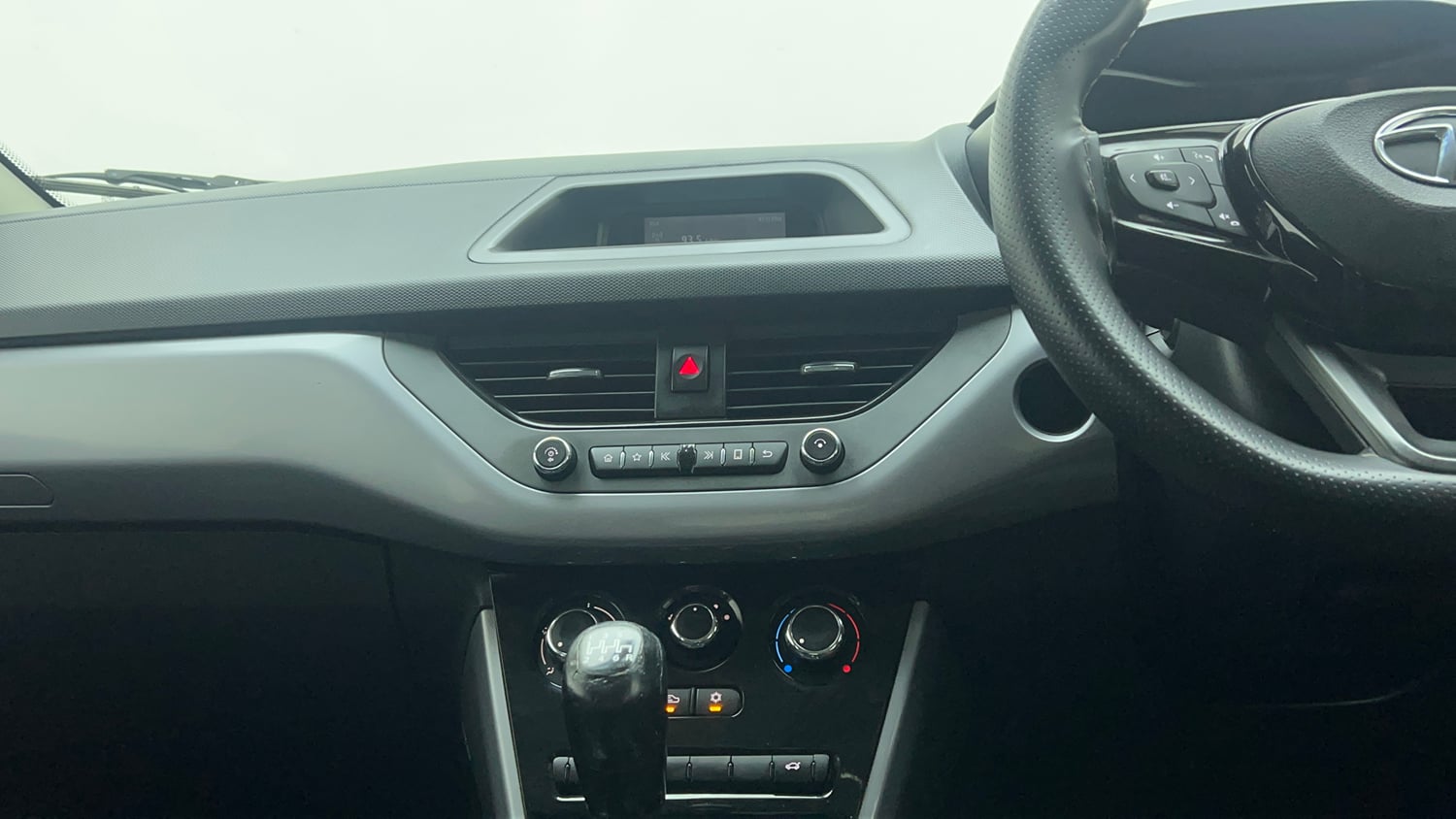 Used 2021 Tata Nexon XM (S) Petrol Manual top_features Integrated (in-dash) music system