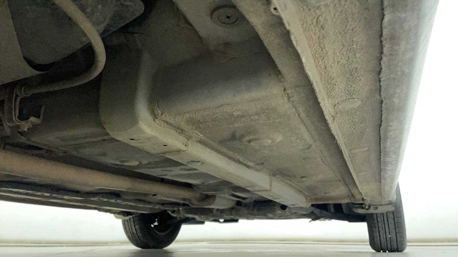 Used 2015 Hyundai Grand i10 Sportz 1.2 Kappa VTVT Petrol Manual extra REAR RIGHT UNDERBODY VIEW