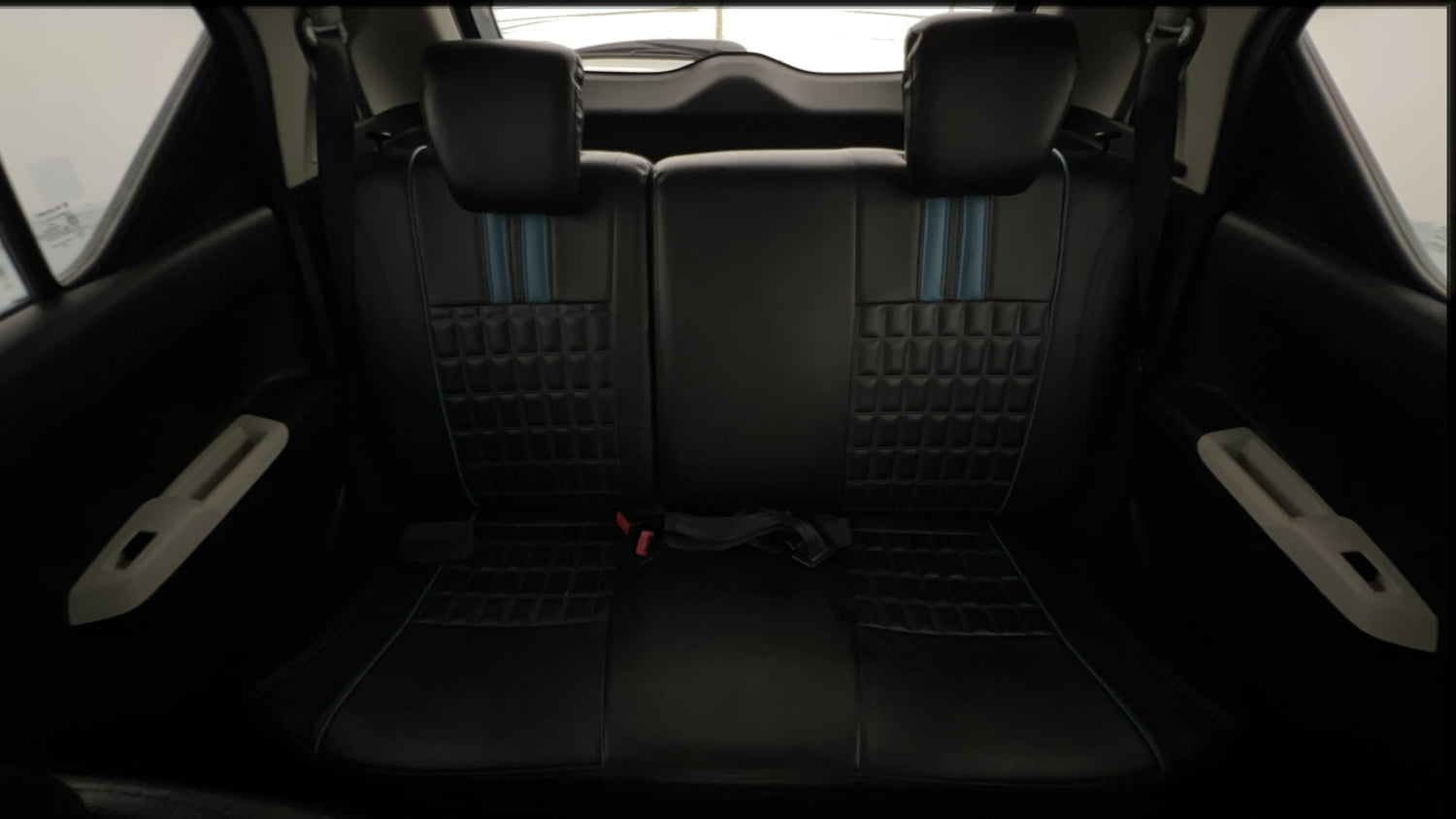 Used 2019 Maruti Suzuki Ignis Alpha 1.2 MT Petrol Manual interior REAR SEAT CONDITION VIEW