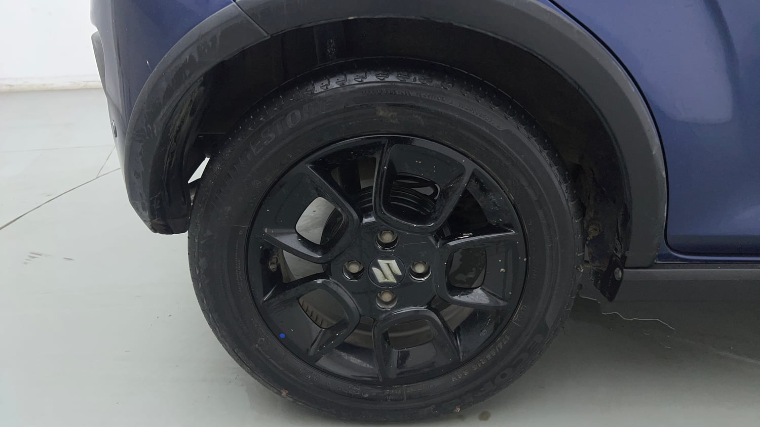 Used 2019 Maruti Suzuki Ignis Zeta 1.2 MT Petrol Manual tyres RIGHT REAR TYRE RIM VIEW
