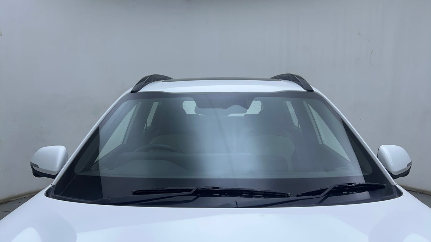 Used 2024 Kia Sonet GTX Plus 1.0 Turbo Petrol DCT Petrol Automatic exterior FRONT WINDSHIELD VIEW