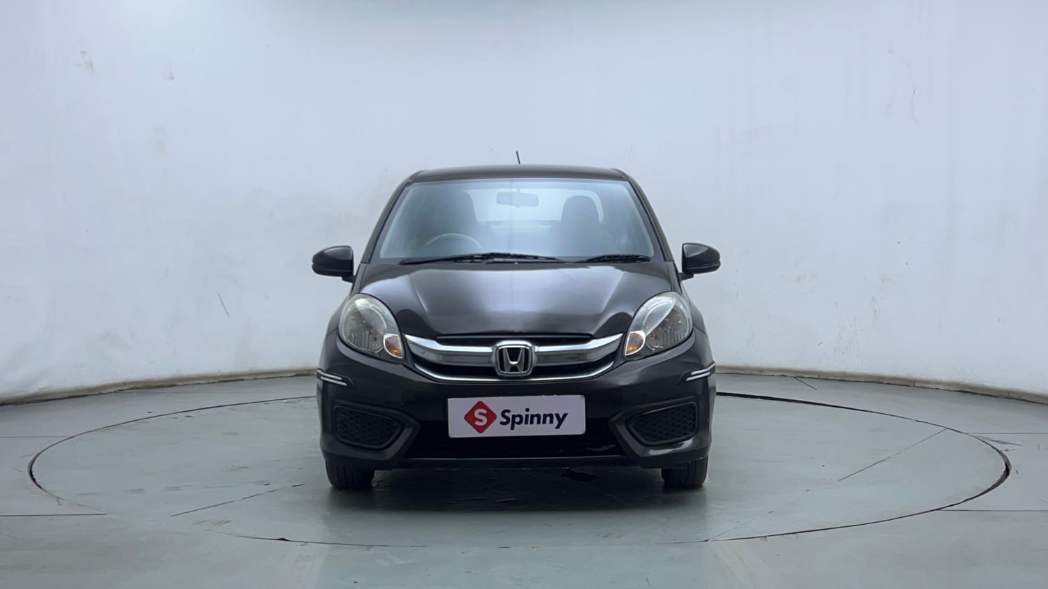Used 2017 Honda Amaze 1.2 S i-VTEC Petrol Manual exterior FRONT VIEW
