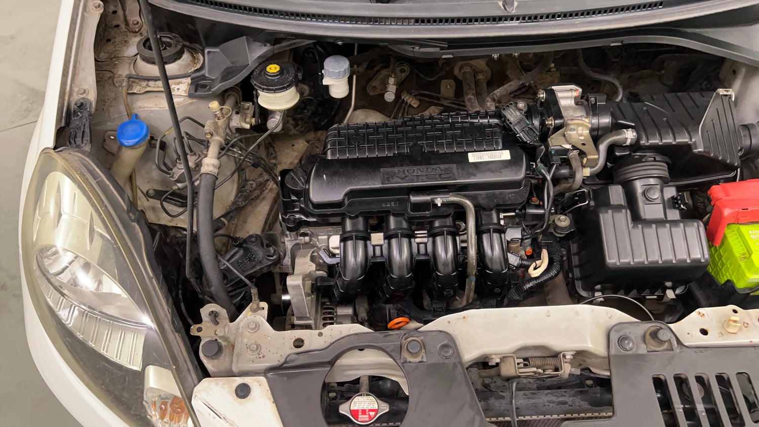 Used 2014 Honda Amaze 1.2 S i-VTEC Petrol Manual engine ENGINE RIGHT SIDE VIEW