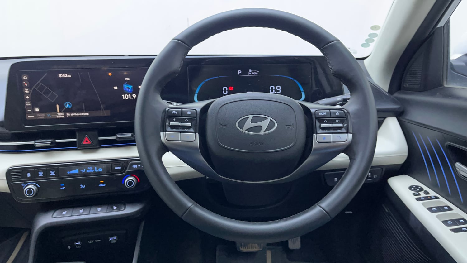 Used 2024 Hyundai Verna SX (O) 1.5 Petrol IVT Petrol Automatic interior STEERING VIEW