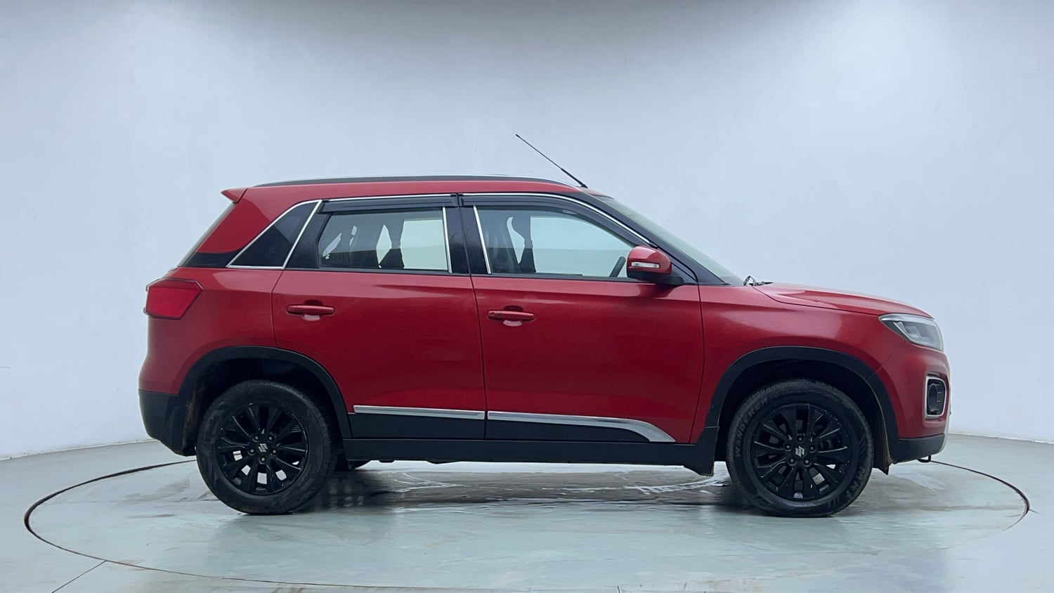 Used 2021 Maruti Suzuki Vitara Brezza ZXi AT SHVS Petrol Automatic exterior RIGHT SIDE VIEW