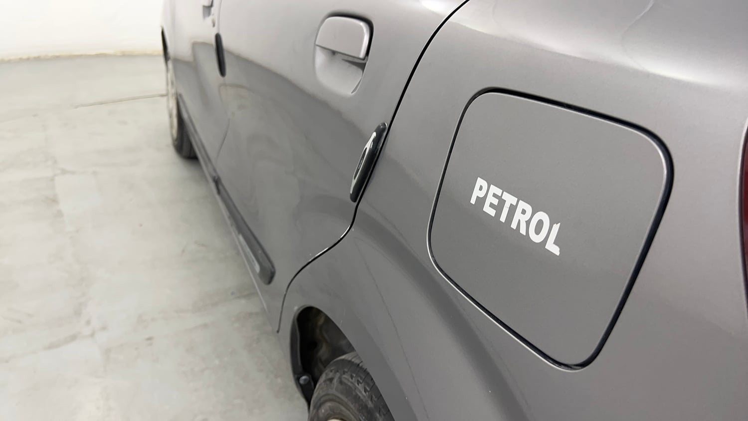 Used 2023 Maruti Suzuki Celerio VXi CNG Cng Manual dents MINOR SCRATCH