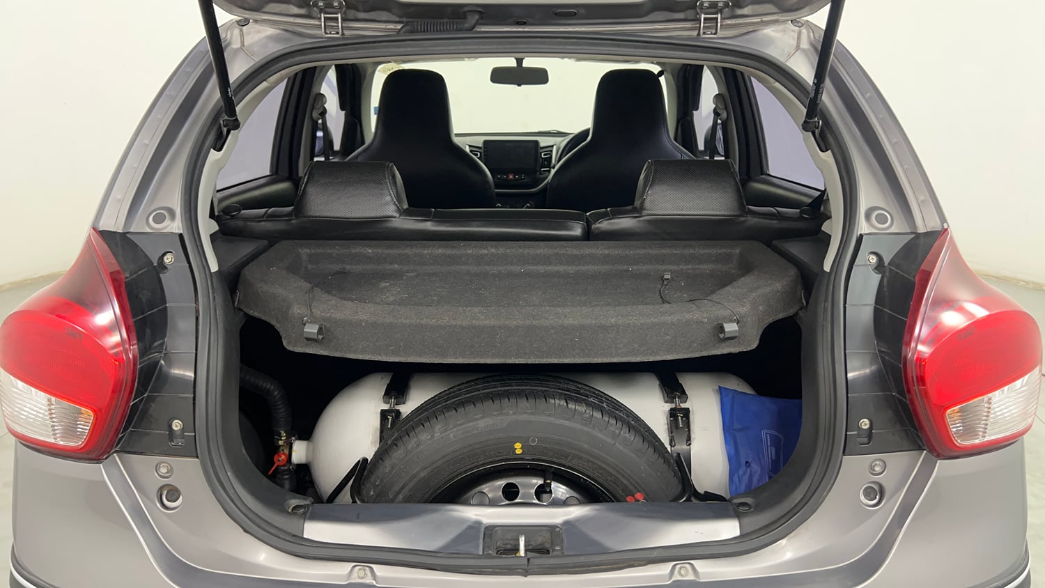 Used 2023 Maruti Suzuki Celerio VXi CNG Cng Manual interior DICKY INSIDE VIEW