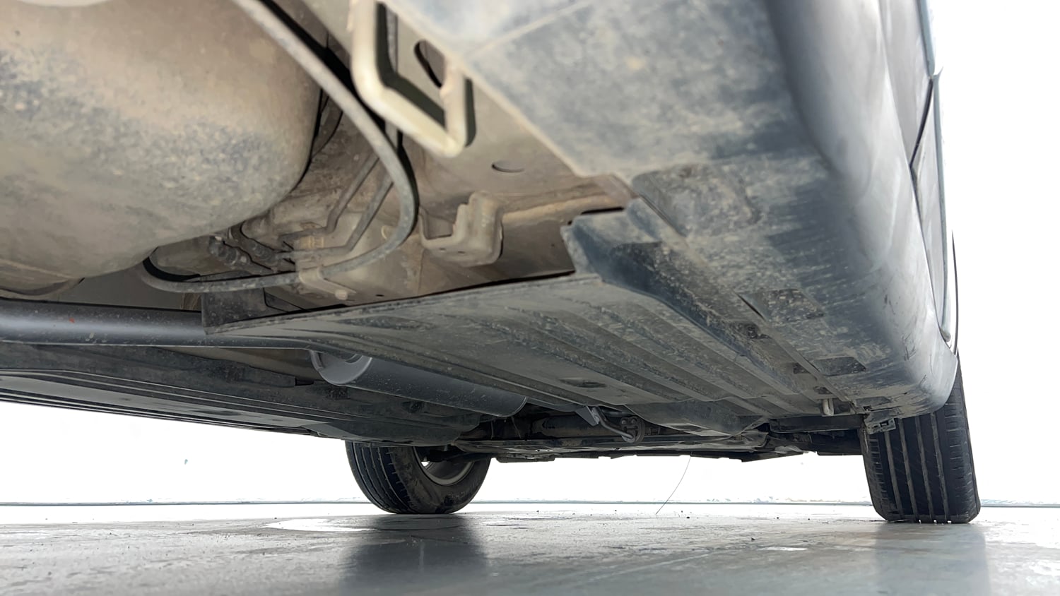 Used 2021 Toyota Urban Cruiser Premium Grade AT Petrol Automatic extra REAR RIGHT UNDERBODY VIEW