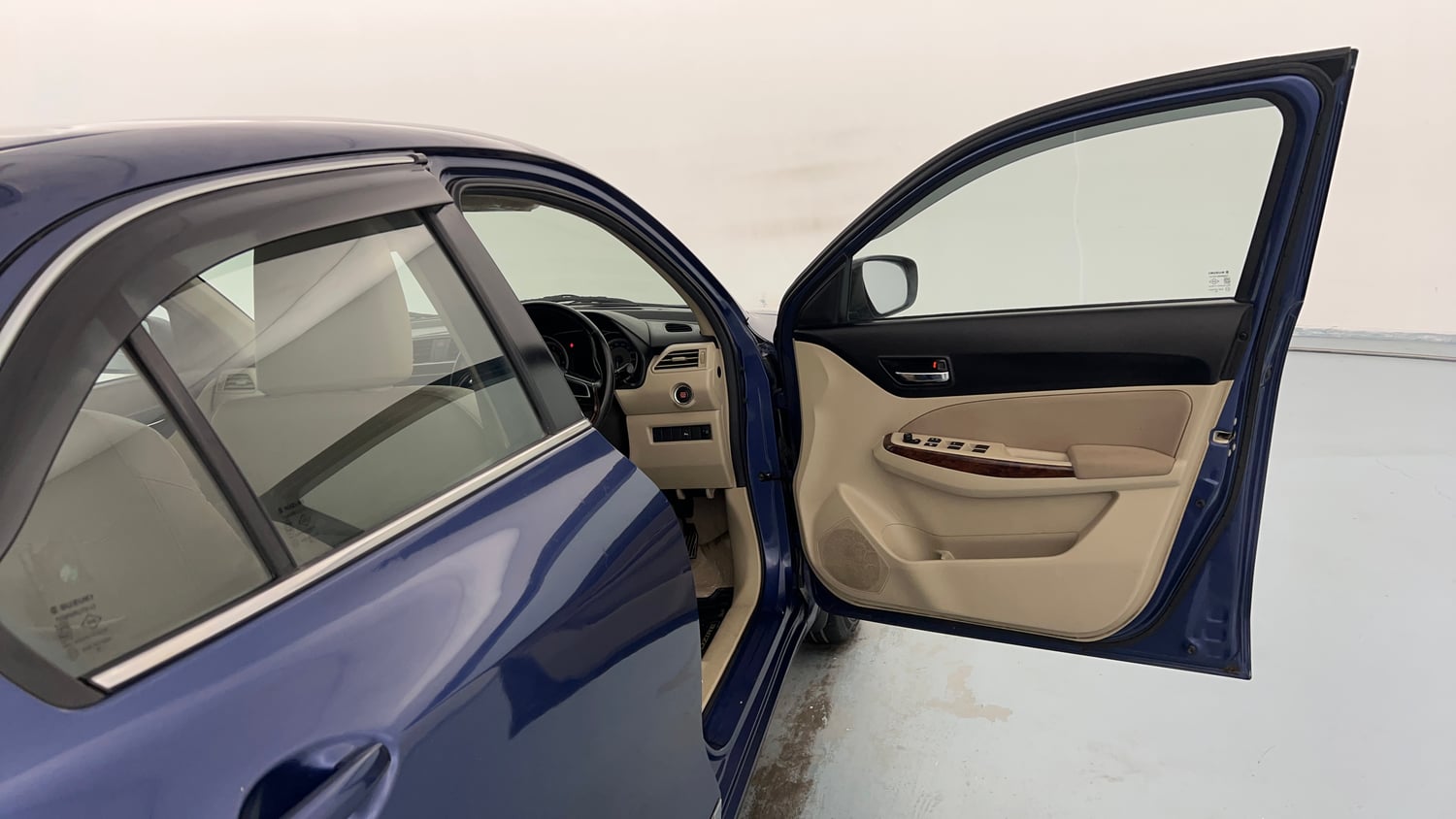 Used 2018 Maruti Suzuki Dzire ZXi Plus Petrol Manual interior RIGHT FRONT DOOR OPEN VIEW