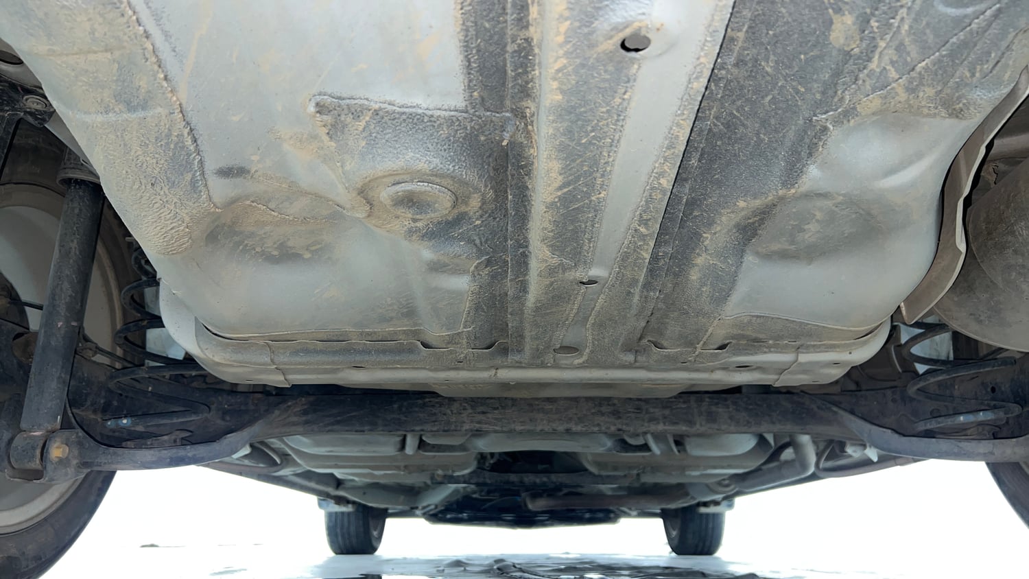 Used 2022 Honda City V Petrol Petrol Manual extra REAR UNDERBODY VIEW (TAKEN FROM REAR)