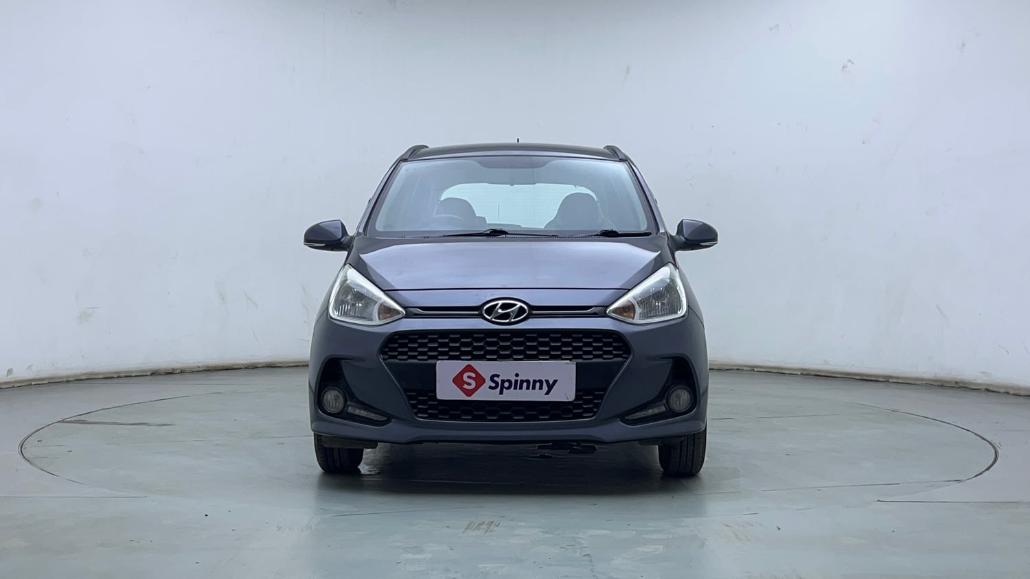 Used 2018 Hyundai Grand i10 Asta 1.2 Kappa VTVT Petrol Manual exterior FRONT VIEW