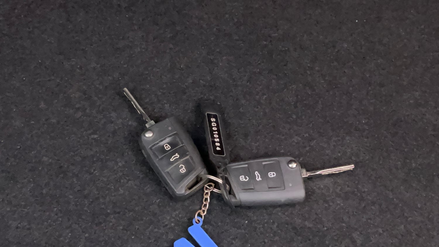 Used 2026 Skoda Kylaq Prestige Petrol Manual extra CAR KEY VIEW