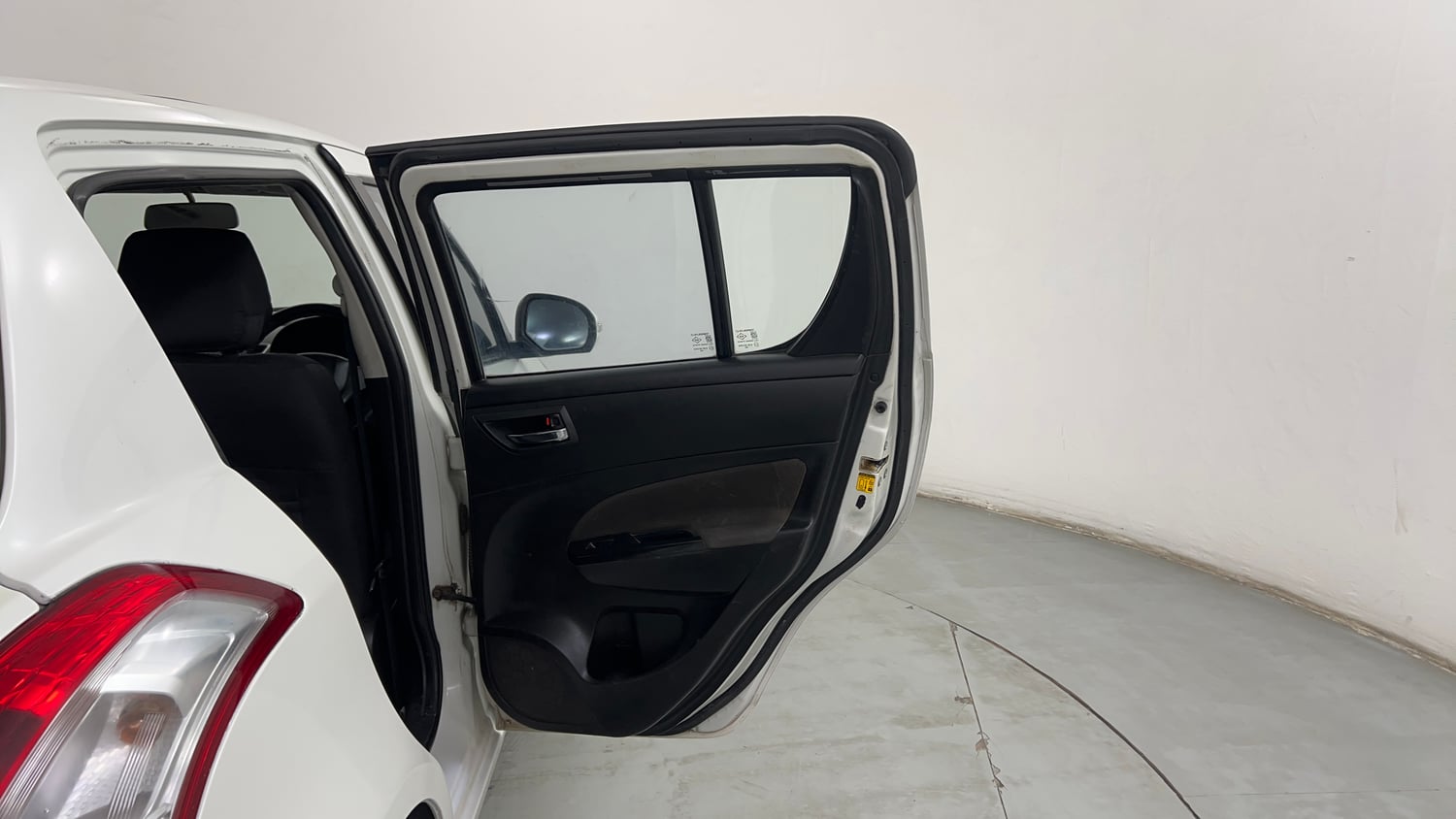 Used 2014 Maruti Suzuki Swift VXi Petrol Manual interior RIGHT REAR DOOR OPEN VIEW