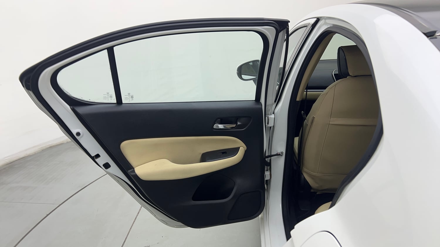 Used 2022 Honda City V Petrol Petrol Manual interior LEFT REAR DOOR OPEN VIEW