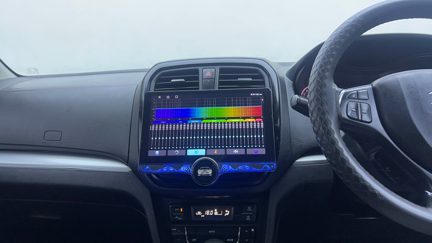Used 2021 Maruti Suzuki Vitara Brezza ZXi AT SHVS Petrol Automatic interior MUSIC SYSTEM & AC CONTROL VIEW