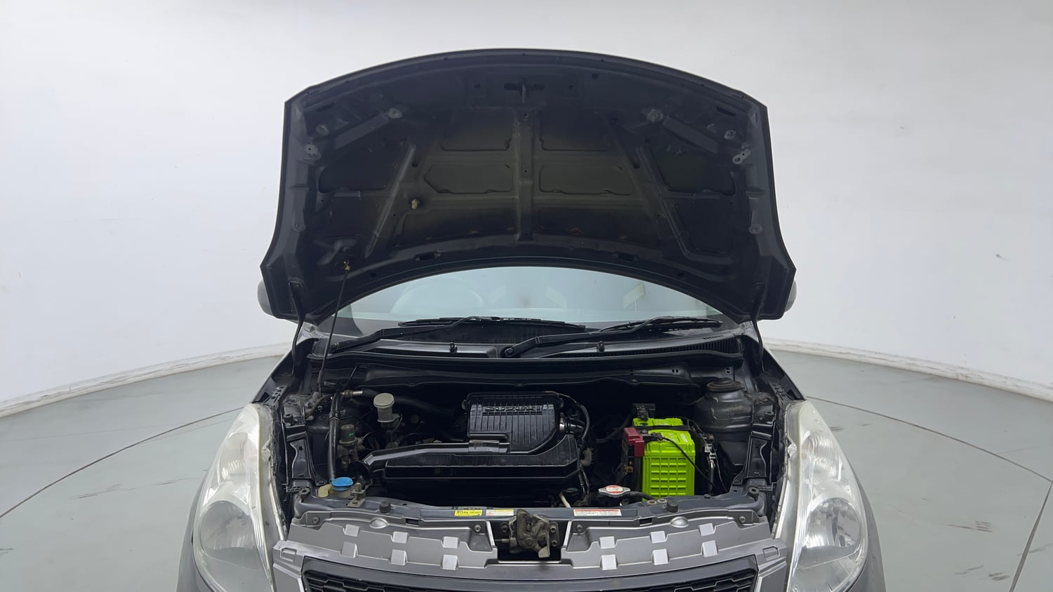 Used 2014 Maruti Suzuki Swift LXi Petrol Manual engine ENGINE & BONNET OPEN FRONT VIEW