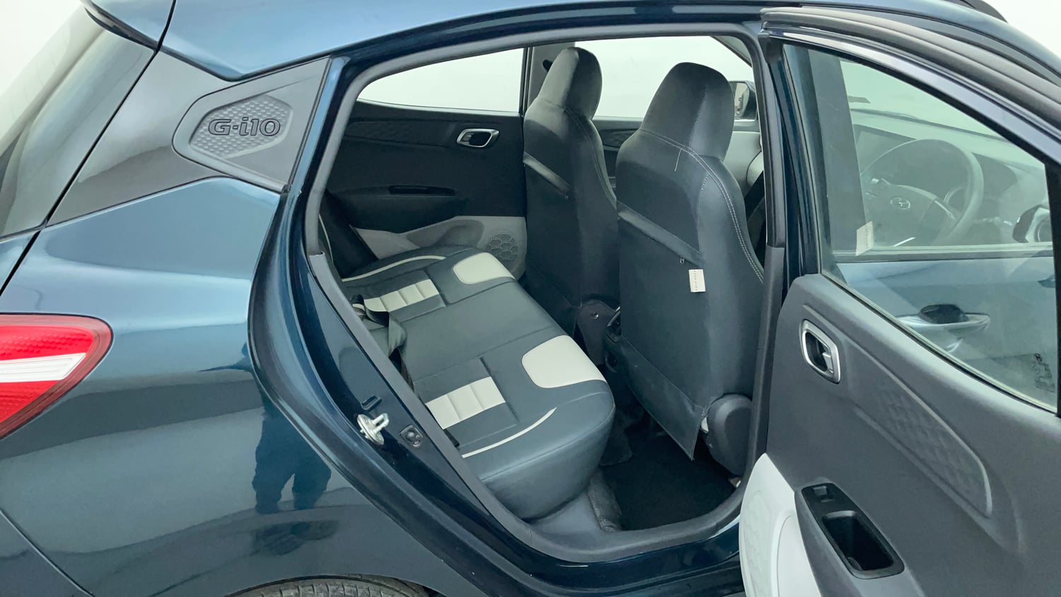 Used 2020 Hyundai Grand i10 Nios Sportz 1.2 Kappa VTVT Petrol Manual interior RIGHT SIDE REAR DOOR CABIN VIEW
