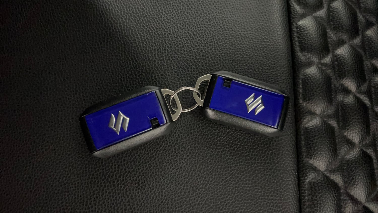 Used 2023 Maruti Suzuki Brezza ZXi Petrol Manual extra CAR KEY VIEW
