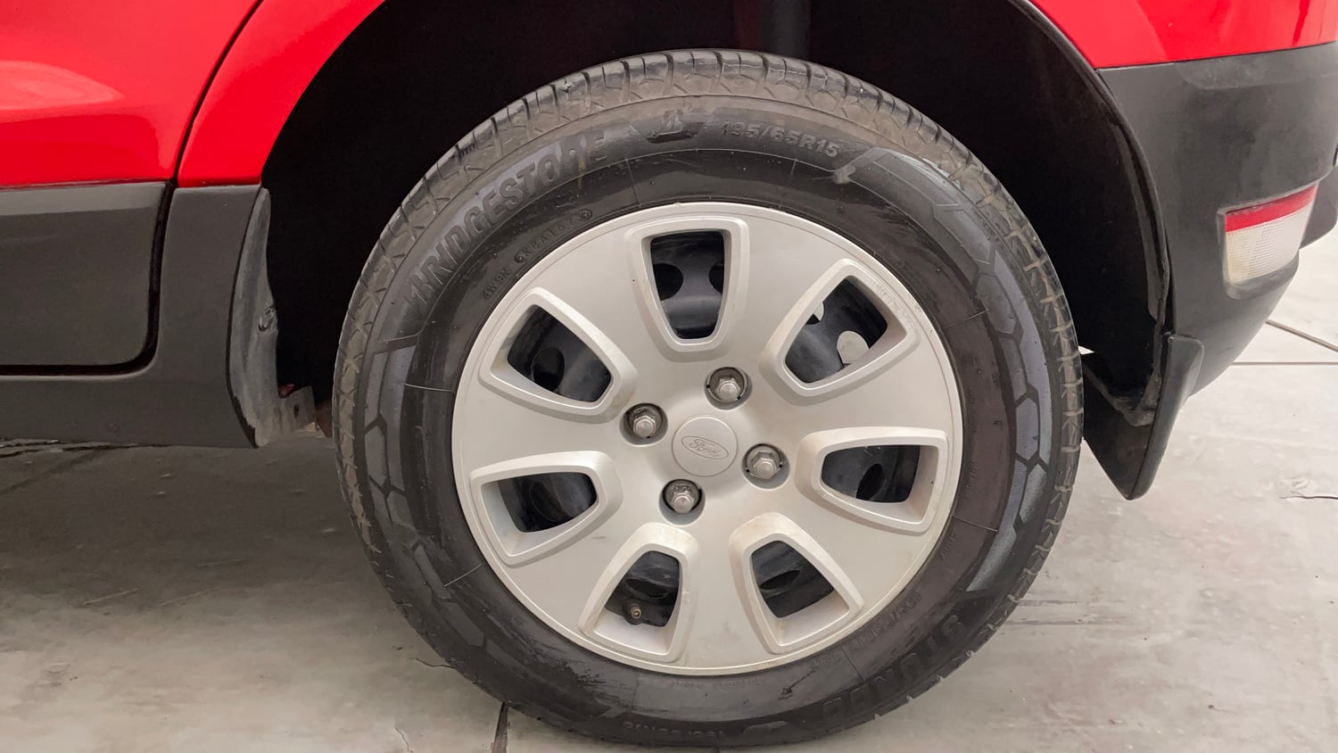 Used 2018 Ford EcoSport Trend 1.5L TDCi Diesel Manual tyres LEFT REAR TYRE RIM VIEW
