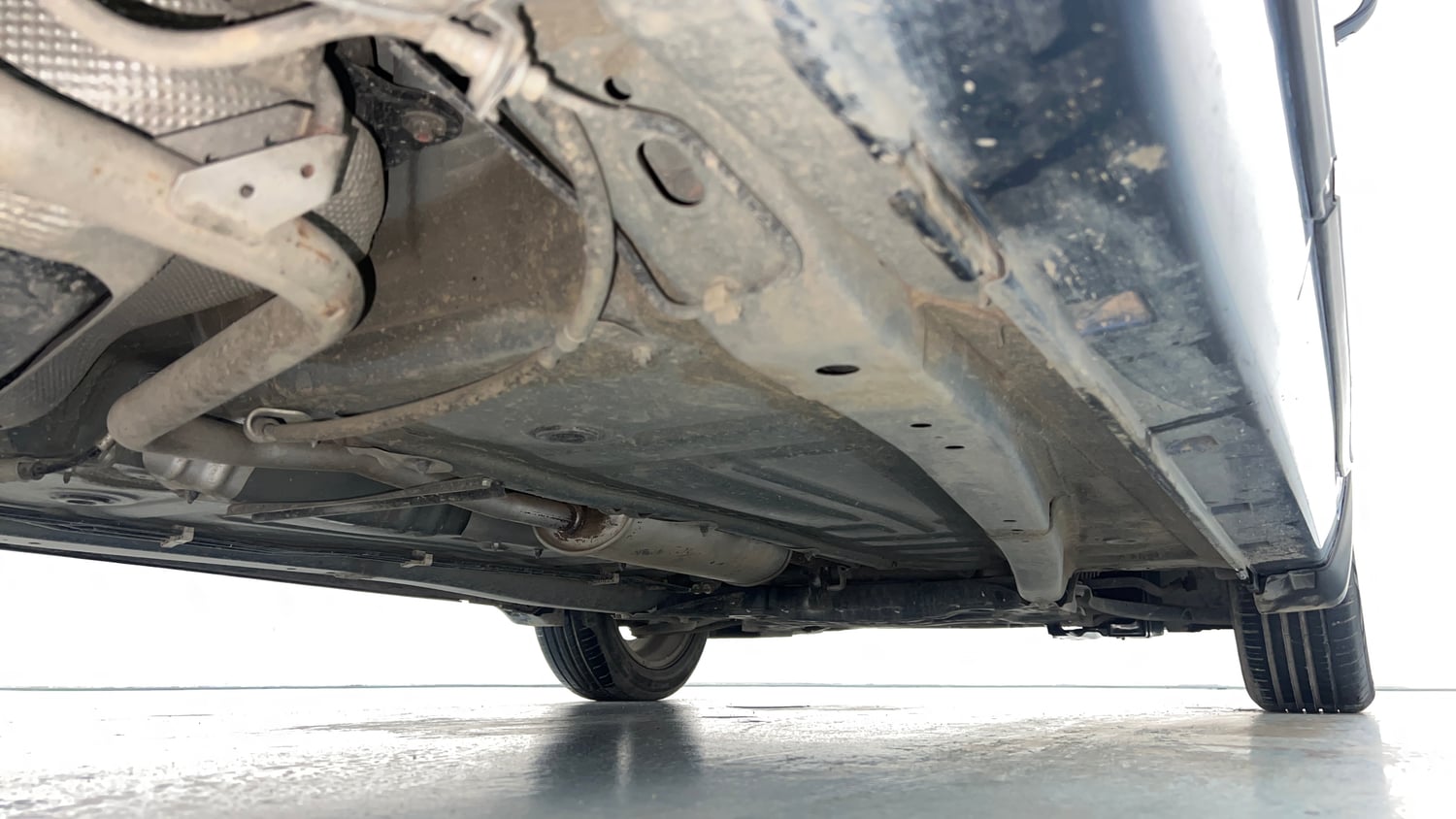 Used 2018 Maruti Suzuki Baleno Alpha 1.2 AT Petrol Automatic extra REAR RIGHT UNDERBODY VIEW