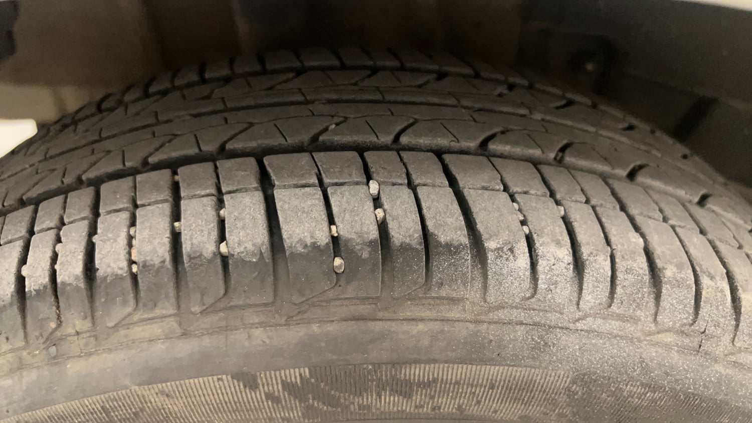Used 2024 Tata Tigor XZ Plus Petrol Manual tyres RIGHT REAR TYRE TREAD VIEW