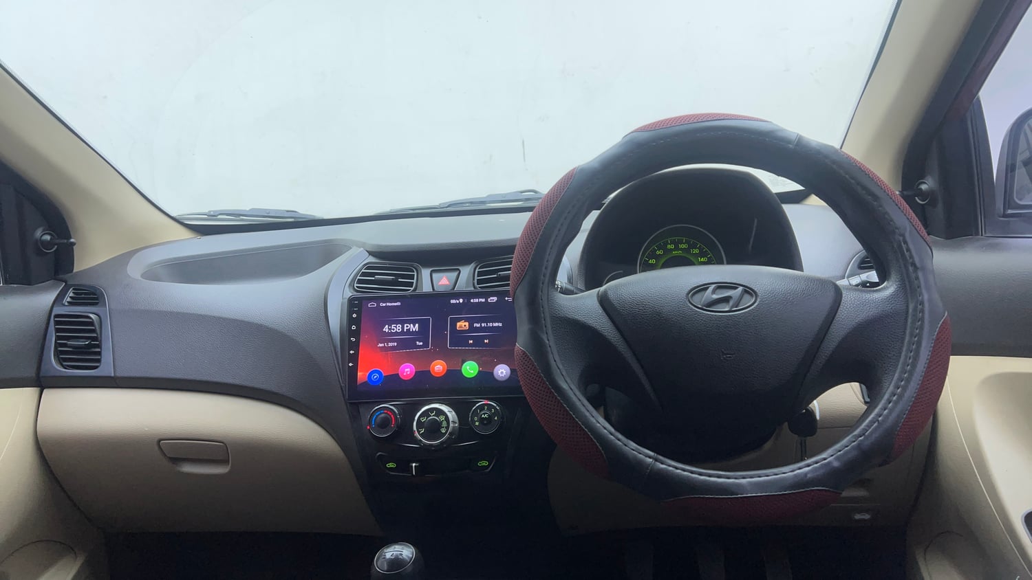 Used 2016 Hyundai Eon Magna + Petrol Manual interior DASHBOARD VIEW