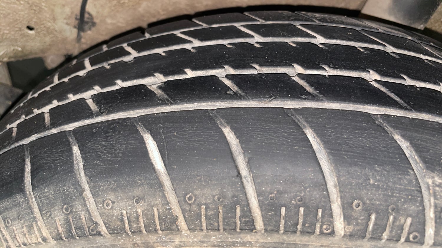 Used 2020 Maruti Suzuki Celerio VXi AMT Petrol Automatic tyres LEFT REAR TYRE TREAD VIEW