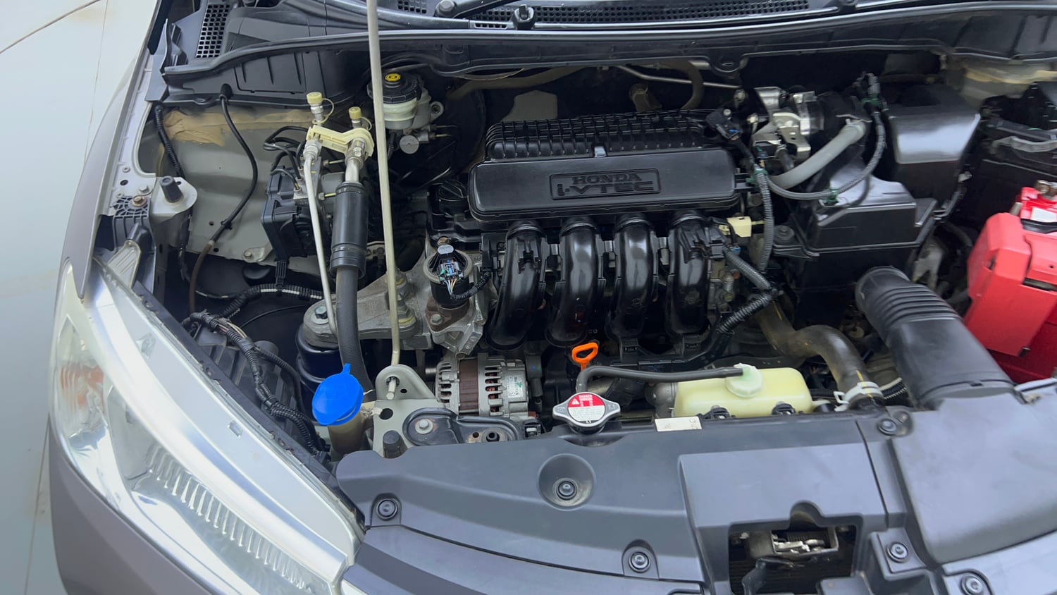 Used 2016 Honda City VX CVT Petrol Automatic engine ENGINE RIGHT SIDE VIEW