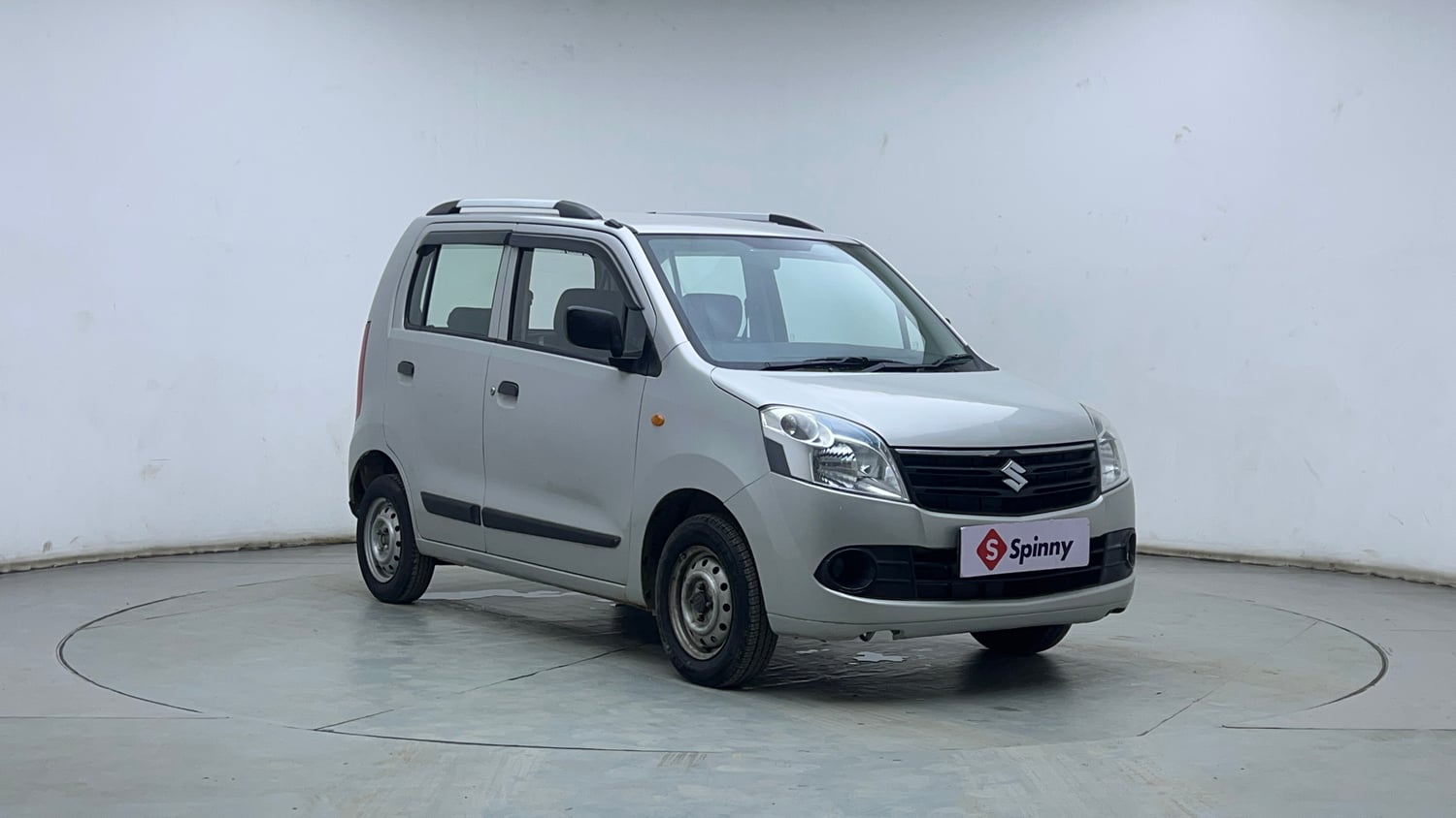 Used 2012 Maruti Suzuki Wagon R LXi Petrol Manual exterior RIGHT FRONT CORNER VIEW