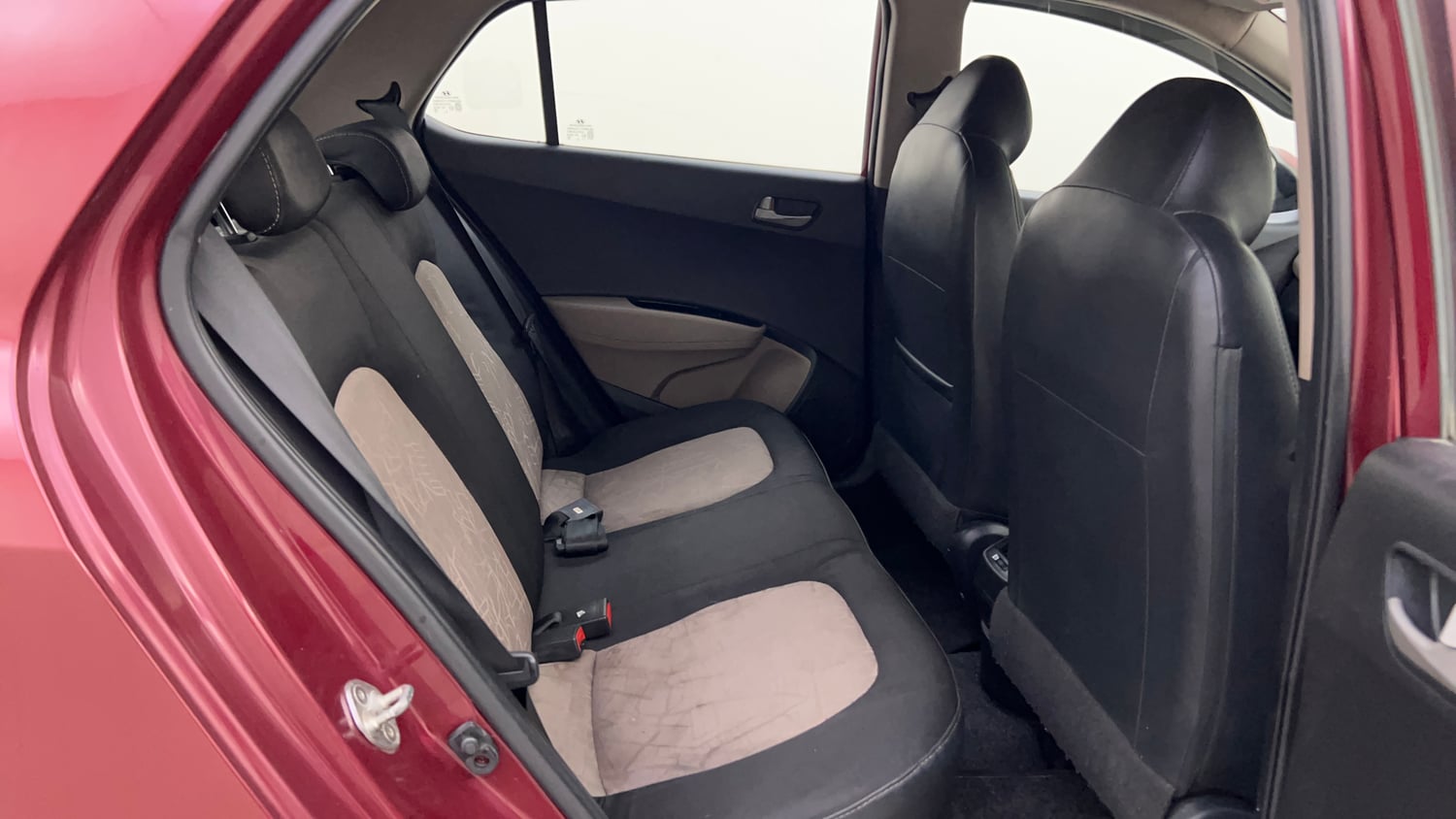 Used 2015 Hyundai Grand i10 Asta 1.1 CRDi (O) Diesel Manual interior RIGHT SIDE REAR DOOR CABIN VIEW