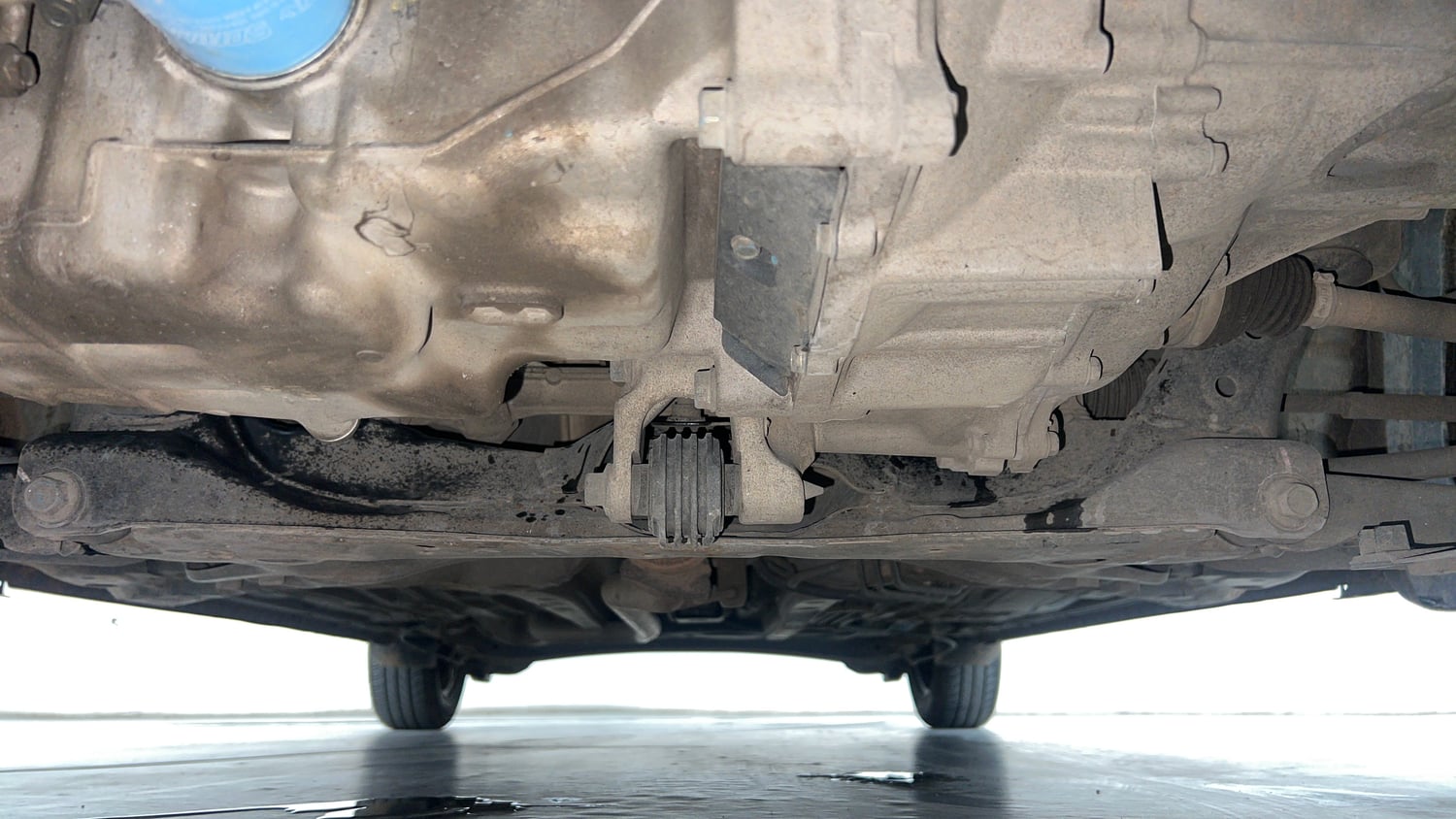 Used 2019 Honda Amaze 1.2 S MT Petrol Petrol Manual extra FRONT LEFT UNDERBODY VIEW