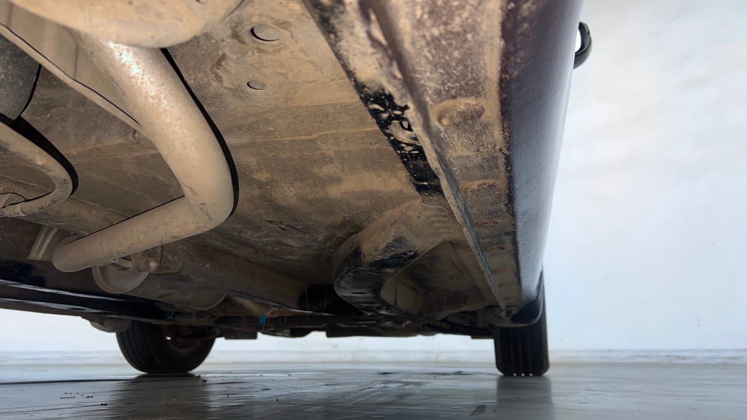 Used 2015 Honda Amaze 1.2 SX i-VTEC Petrol Manual extra REAR RIGHT UNDERBODY VIEW