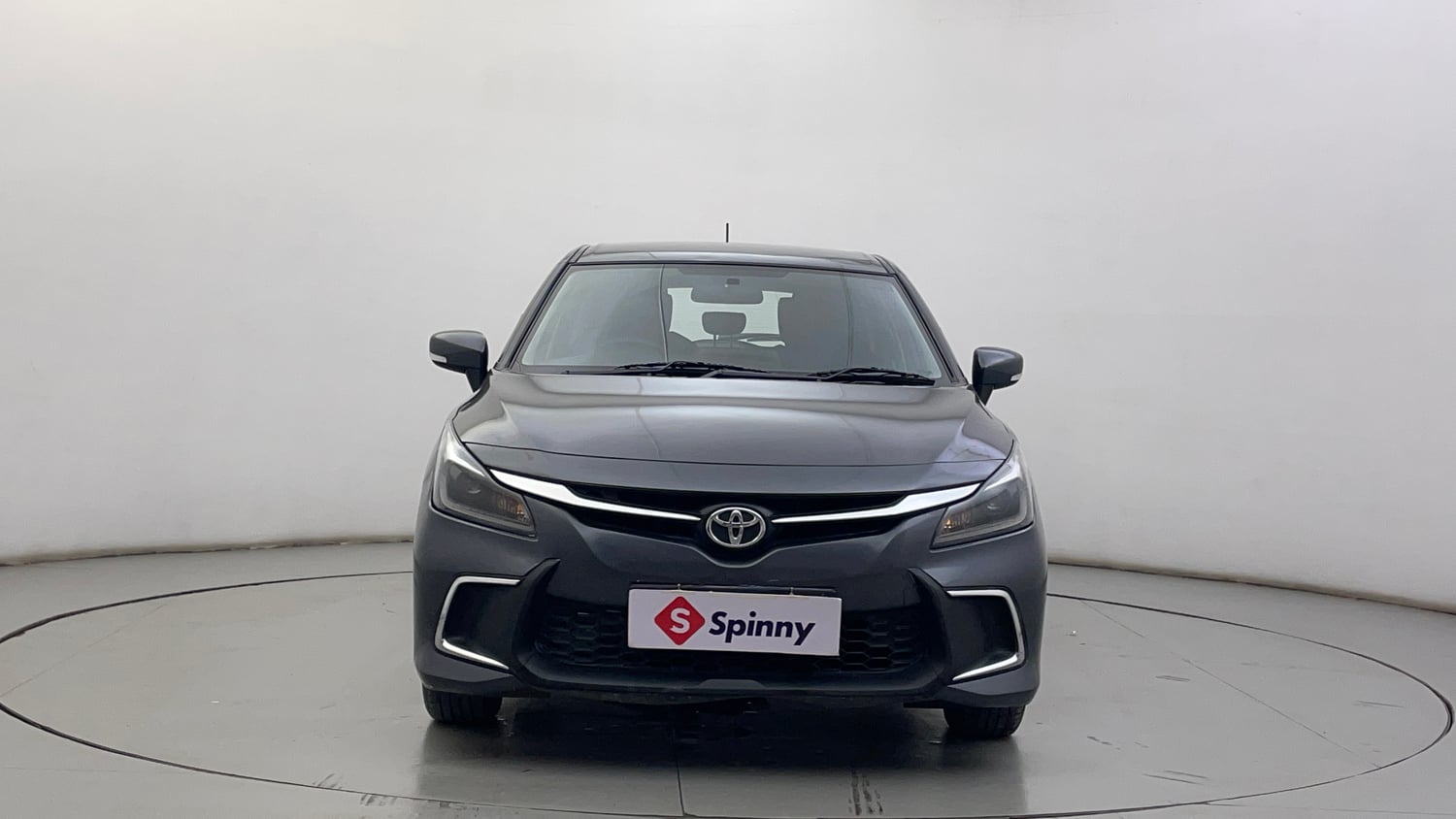Used 2024 Toyota Glanza G AMT Petrol Automatic exterior FRONT VIEW