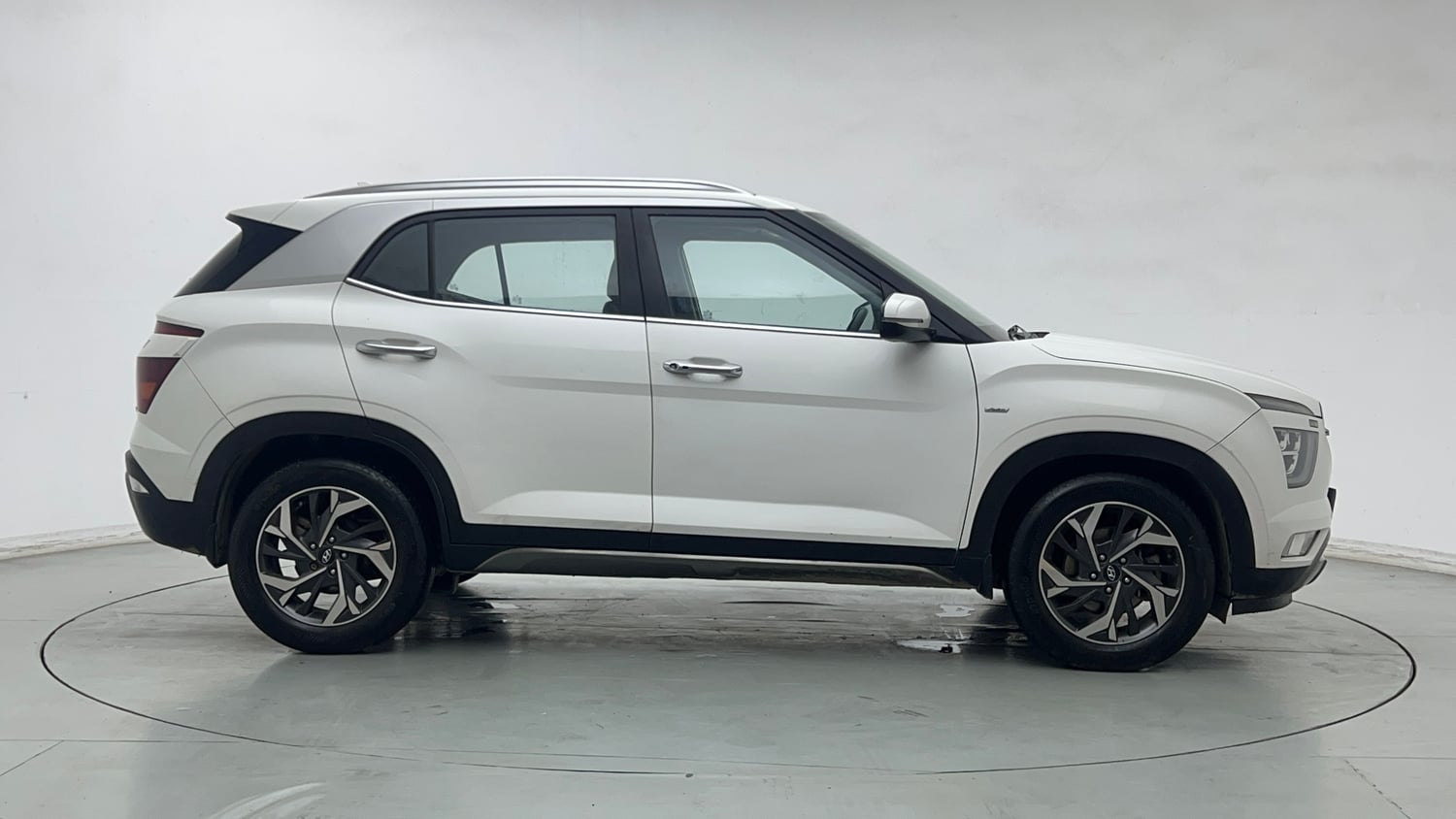 Used 2021 Hyundai Creta SX (O) 1.5 Diesel Automatic Diesel Automatic exterior RIGHT SIDE VIEW