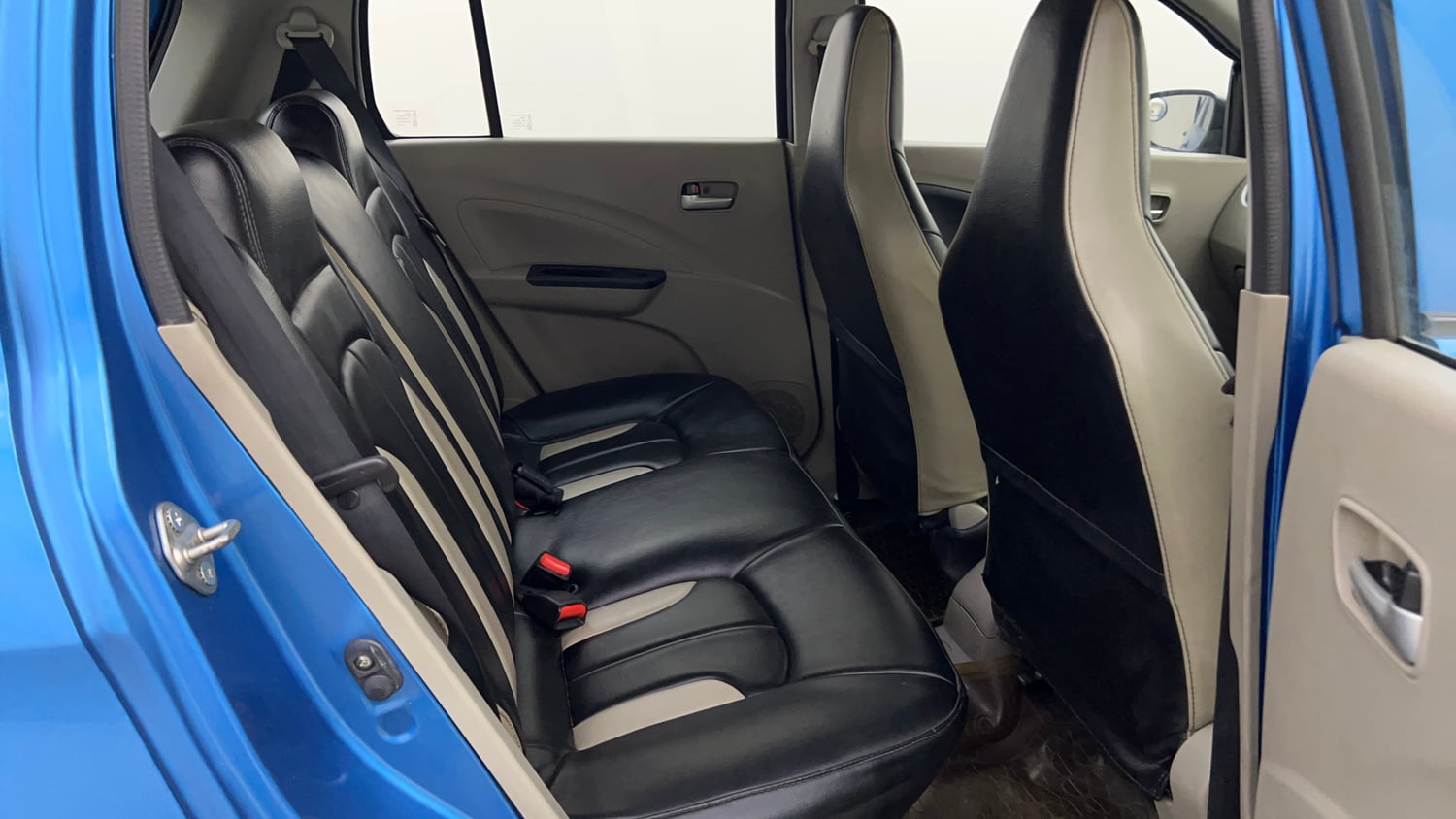 Used 2015 Maruti Suzuki Celerio VXi AMT Petrol Automatic interior RIGHT SIDE REAR DOOR CABIN VIEW