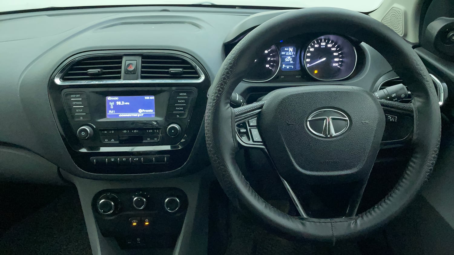 Used 2020 Tata Tigor Revotron XZA Petrol Automatic interior STEERING VIEW