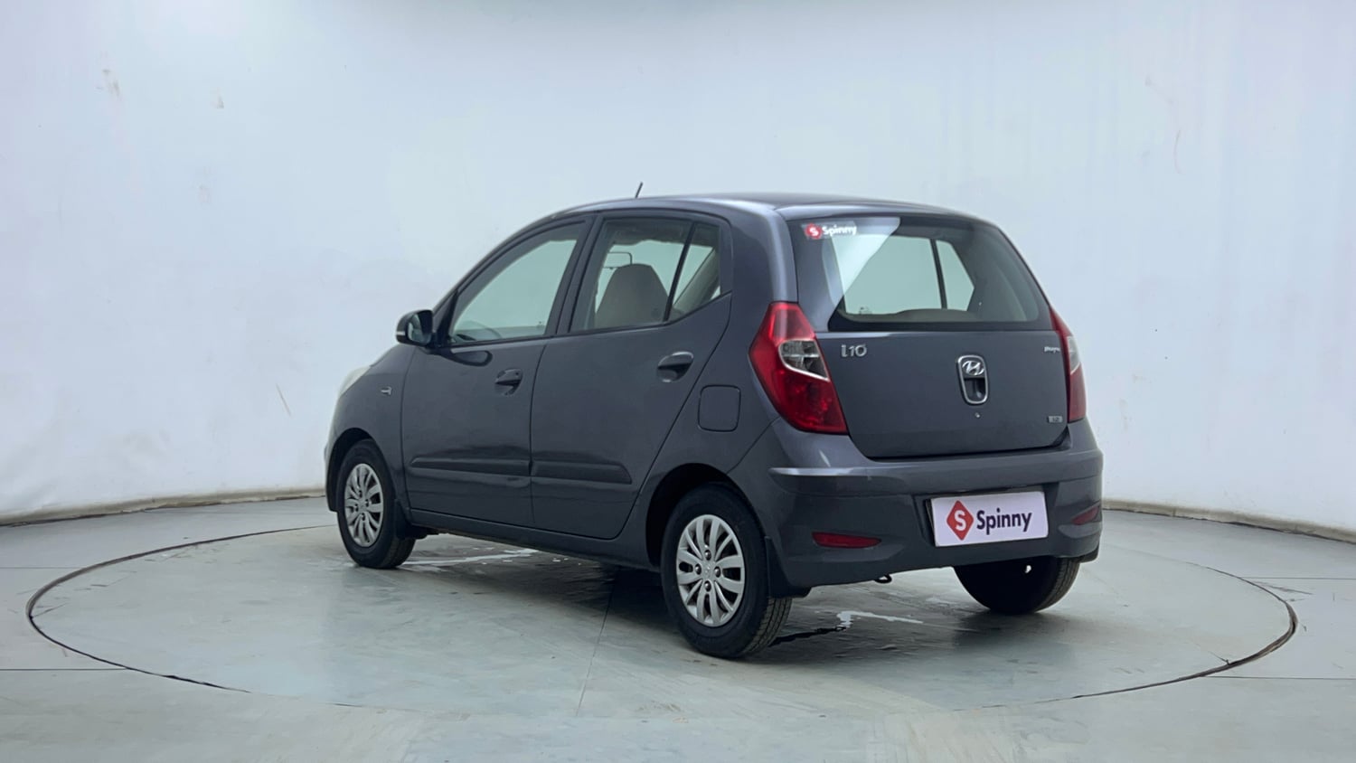 Used 2013 Hyundai i10 Magna 1.2 Kappa2 Petrol Manual exterior LEFT REAR CORNER VIEW