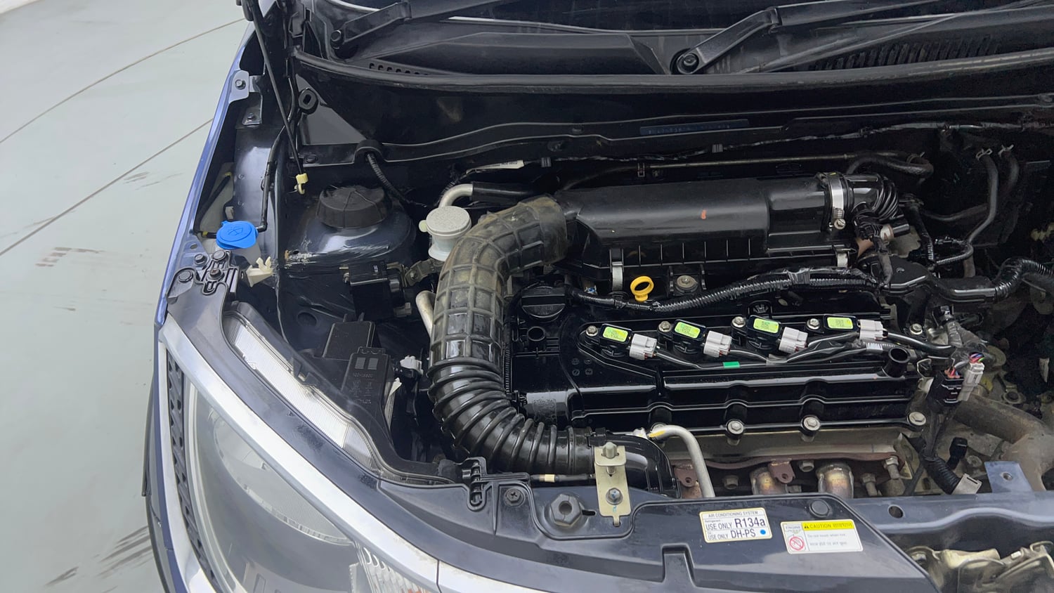 Used 2019 Maruti Suzuki Ignis Zeta 1.2 MT Petrol Manual engine ENGINE RIGHT SIDE VIEW