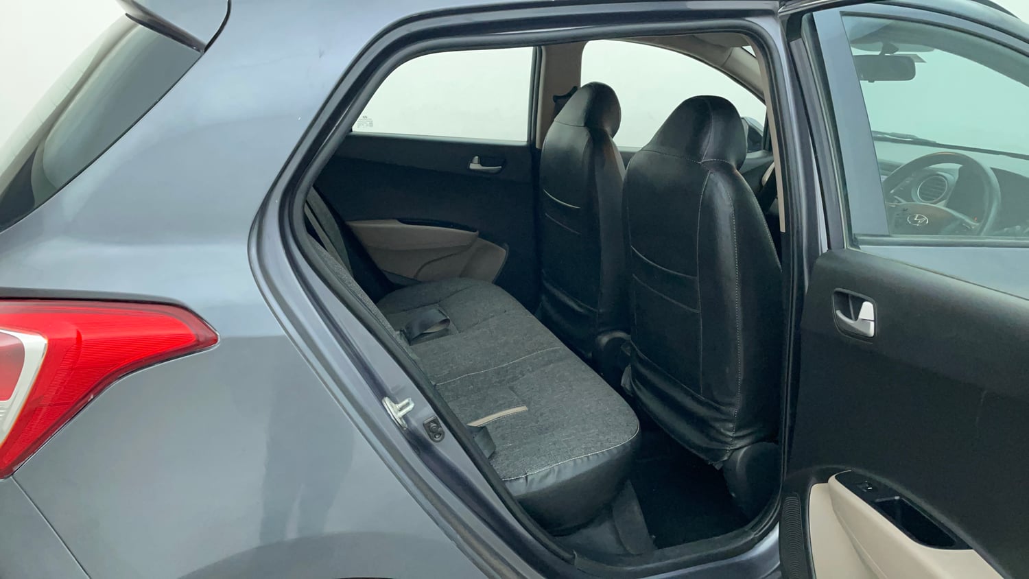 Used 2015 Hyundai Grand i10 Sportz 1.2 Kappa VTVT Petrol Manual interior RIGHT SIDE REAR DOOR CABIN VIEW