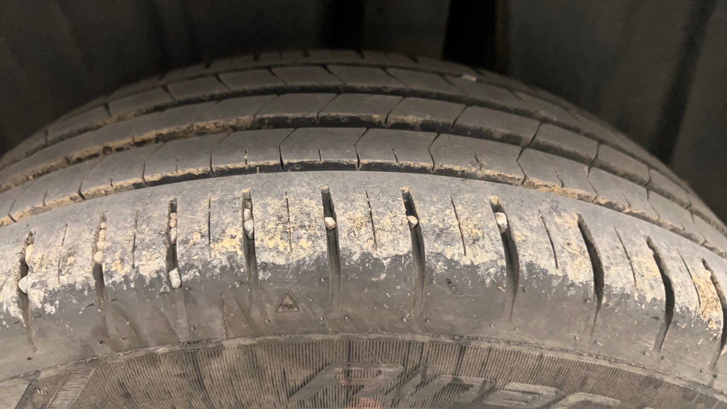 Used 2023 Maruti Suzuki Baleno Alpha AGS Petrol Automatic tyres LEFT REAR TYRE TREAD VIEW