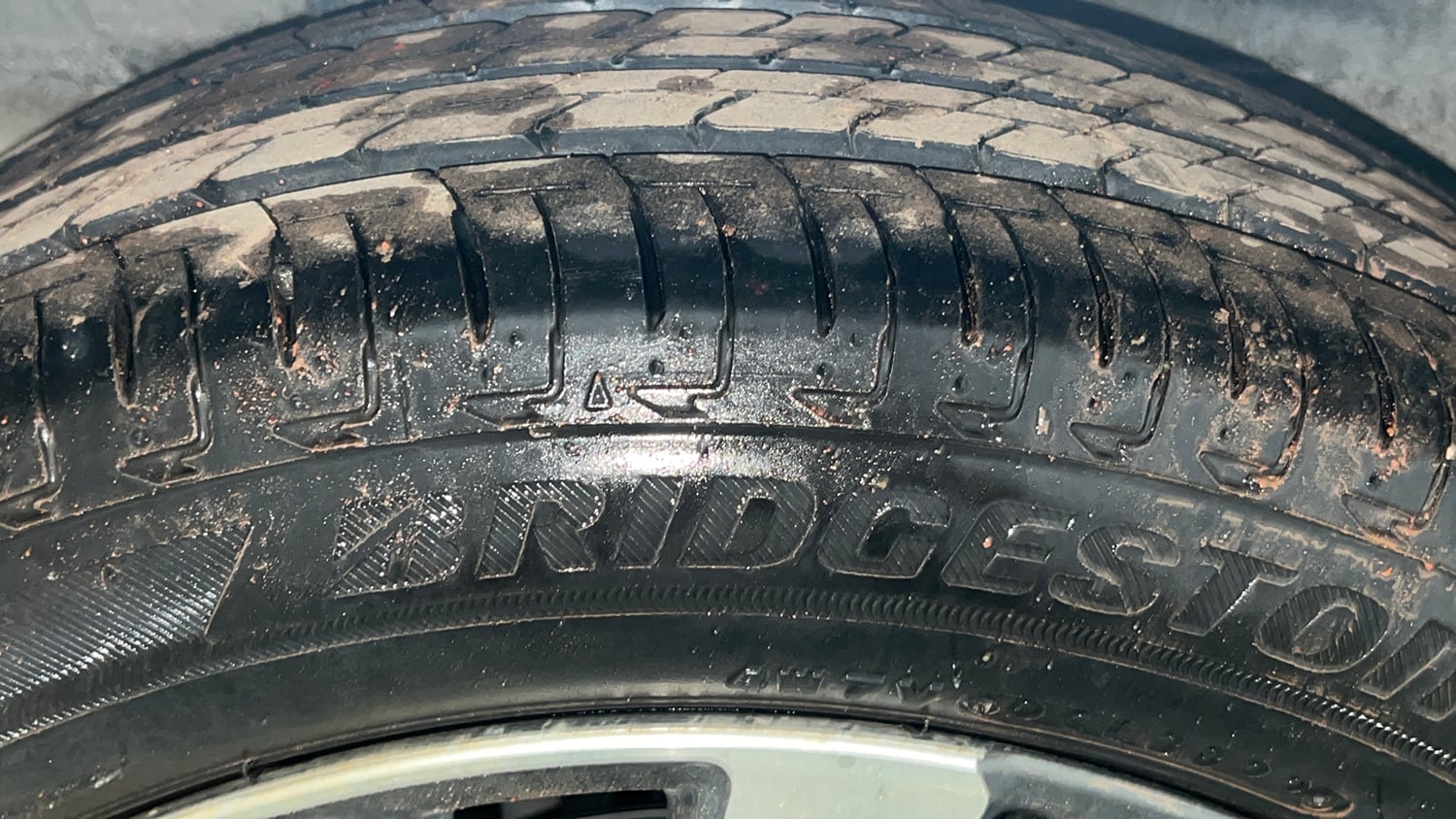 Used 2023 Honda City ZX Petrol Petrol Manual tyres RIGHT REAR TYRE TREAD VIEW