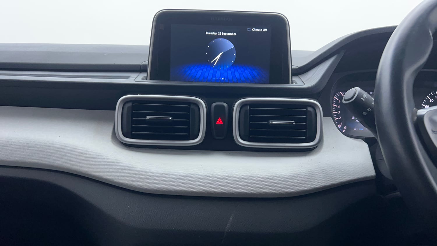 Used 2023 Tata Punch Creative Dual Tone AMT Petrol Automatic interior MUSIC SYSTEM & AC CONTROL VIEW