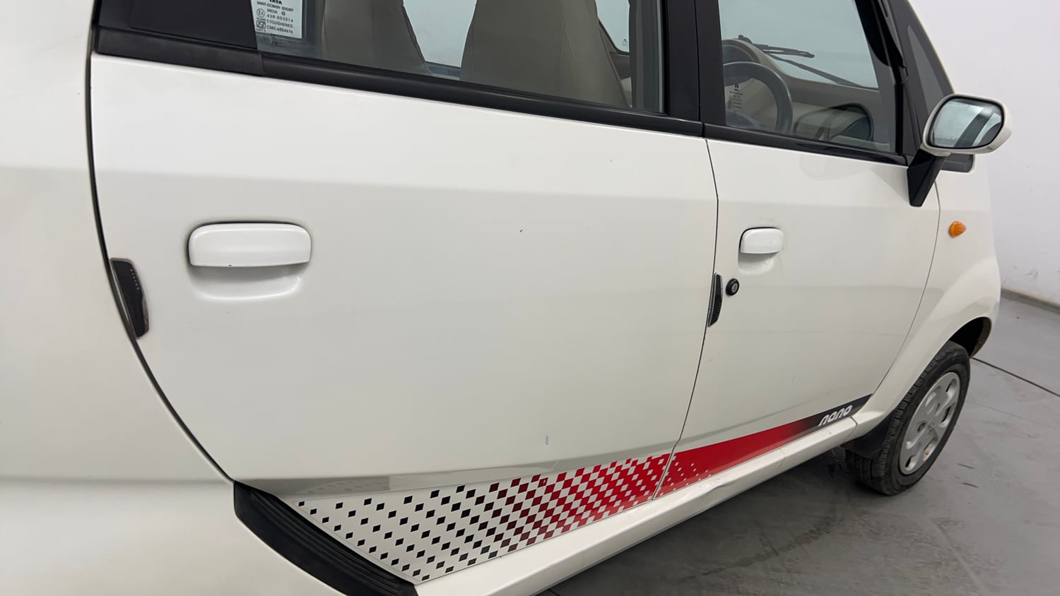 Used 2015 Tata Nano Twist XT Petrol Manual dents MINOR SCRATCH