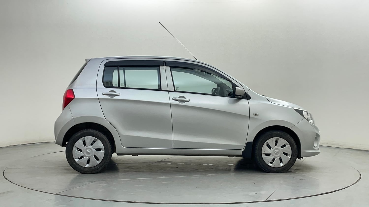 Used 2020 Maruti Suzuki Celerio VXi AMT Petrol Automatic exterior RIGHT SIDE VIEW