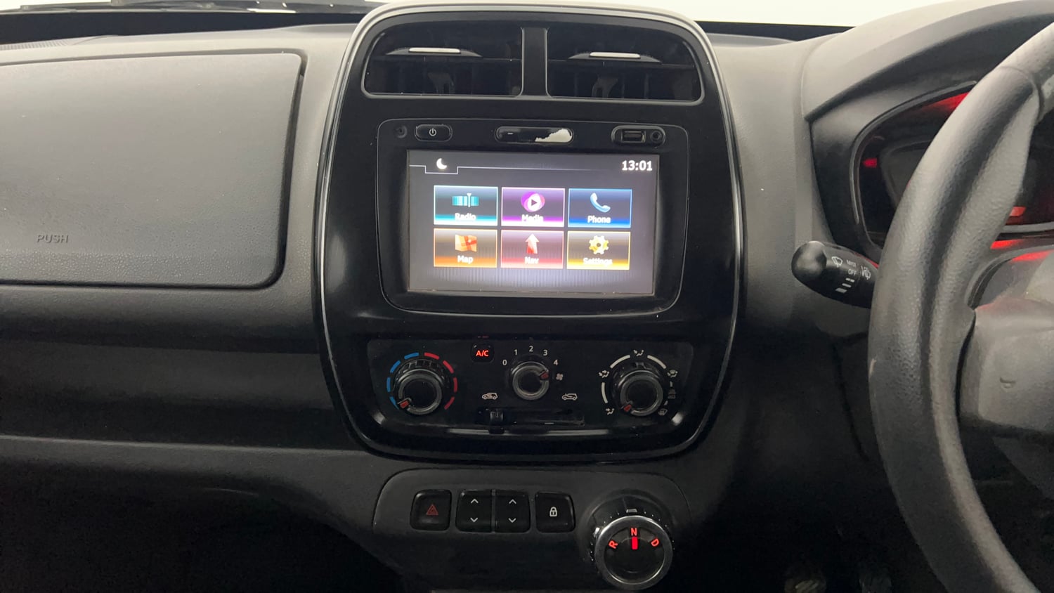 Used 2017 Renault Kwid 1.0 RXT AMT Petrol Automatic interior MUSIC SYSTEM & AC CONTROL VIEW
