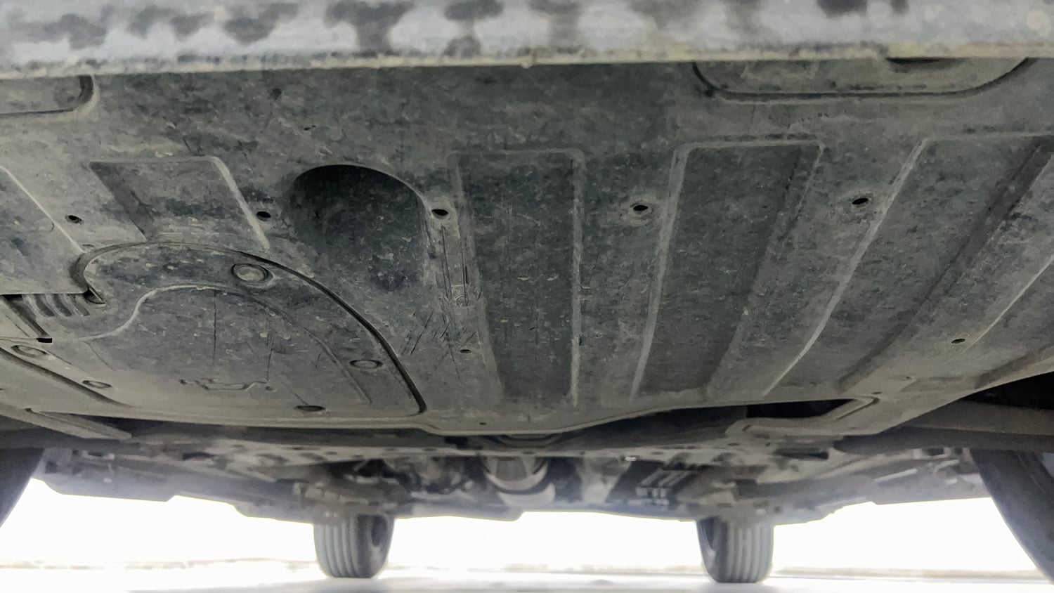 Used 2024 Kia Sonet GTX Plus 1.0 Turbo Petrol DCT Petrol Automatic extra FRONT LEFT UNDERBODY VIEW