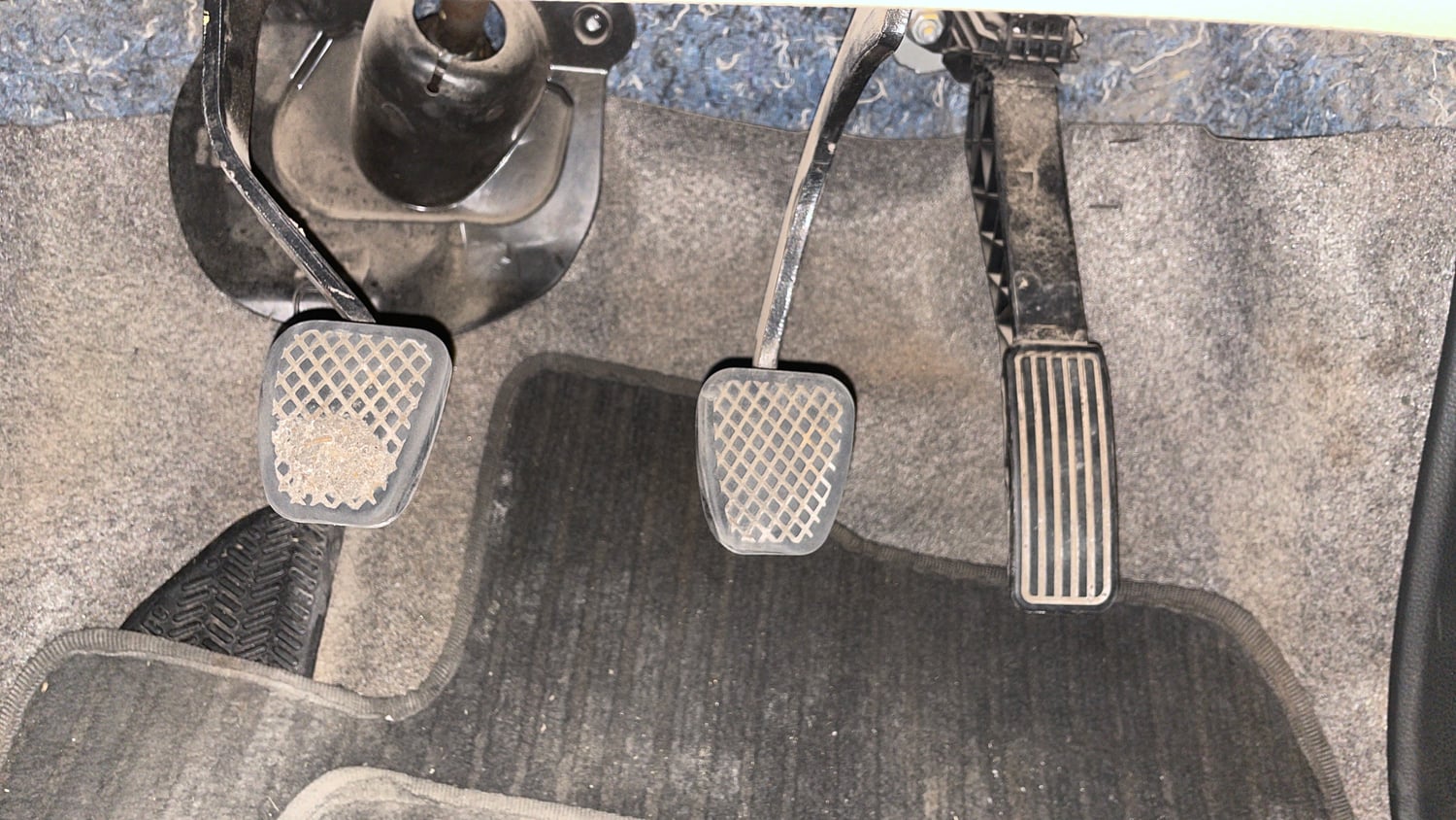 Used 2019 Honda Amaze 1.2 V MT Petrol Petrol Manual interior PEDALS VIEW