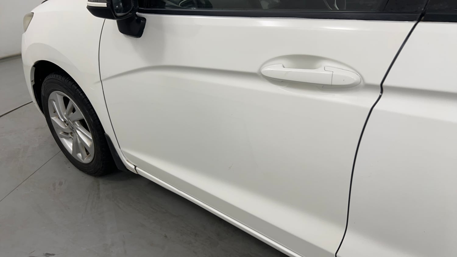 Used 2016 Honda Jazz VX Petrol Petrol Manual dents MINOR SCRATCH