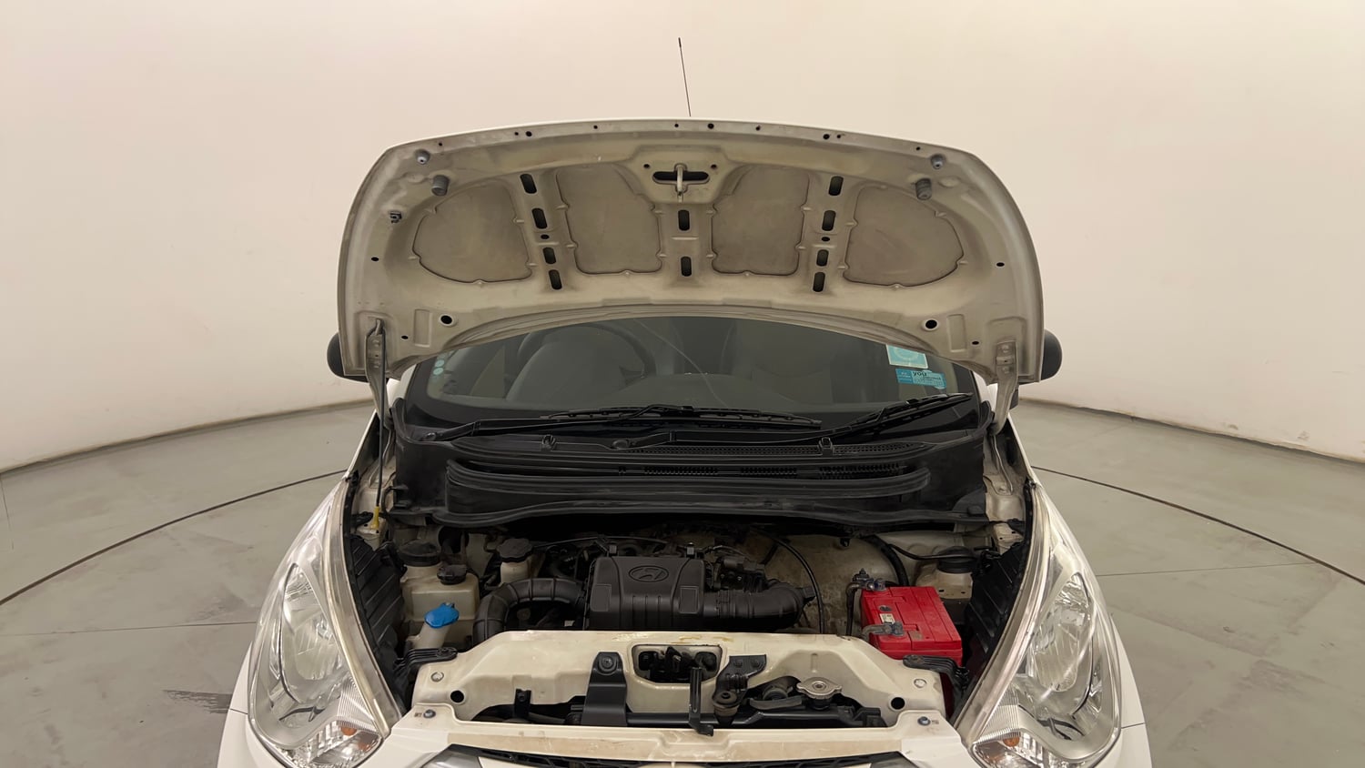 Used 2017 Hyundai Eon Magna + Petrol Manual engine ENGINE & BONNET OPEN FRONT VIEW